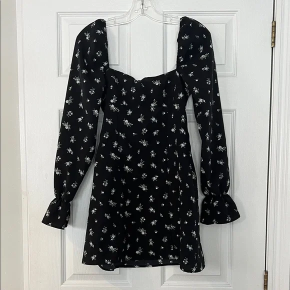 H&M Black Floral Long Sleeve Dress - Picture 4 of 5